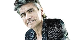 Ligabue e i suoi 56anni tra musica e racconti