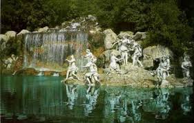 Reggia di Caserta arrivano decine di animali giganti