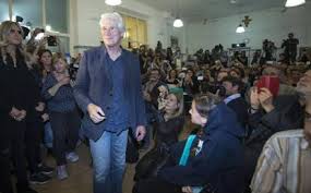 Richard Gere ha scelto la comunità di Sant’Egidio per presentare “Gli invisibili”