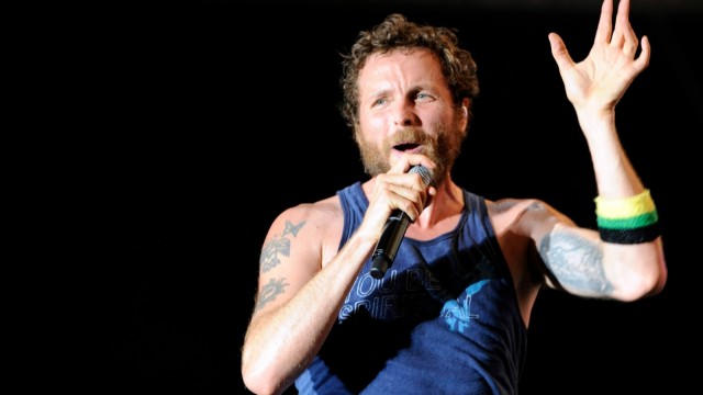 Jovanotti mezzo secolo con il “pensiero positivo”