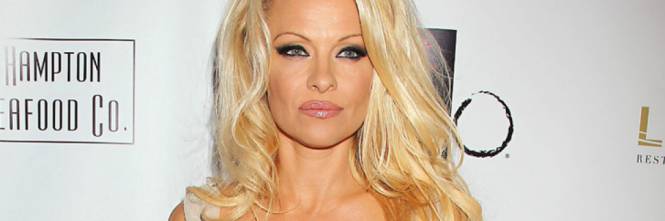 Pamela Anderson nuda per il suo nuovo film