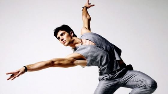 Roberto Bolle porta la danza classica sul piccolo schermo