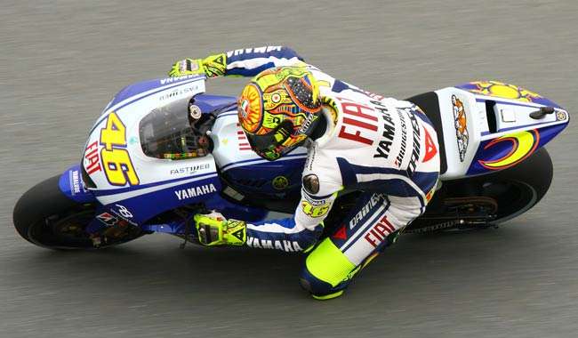 Valentino-Rossi-delude-nel-MotoGp-di-Valencia