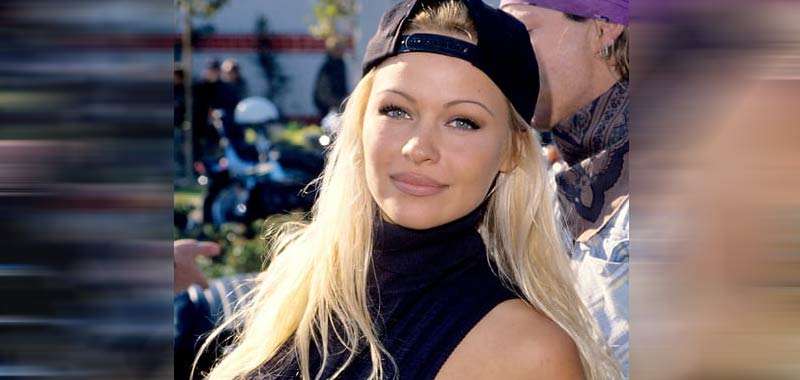 Pamela Anderson ha gia detto addio al quinto marito