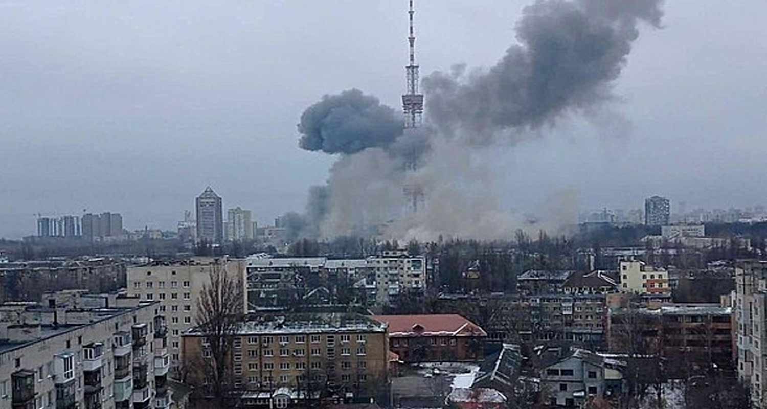 I russi riprendono ad attaccare Kiev nella notte