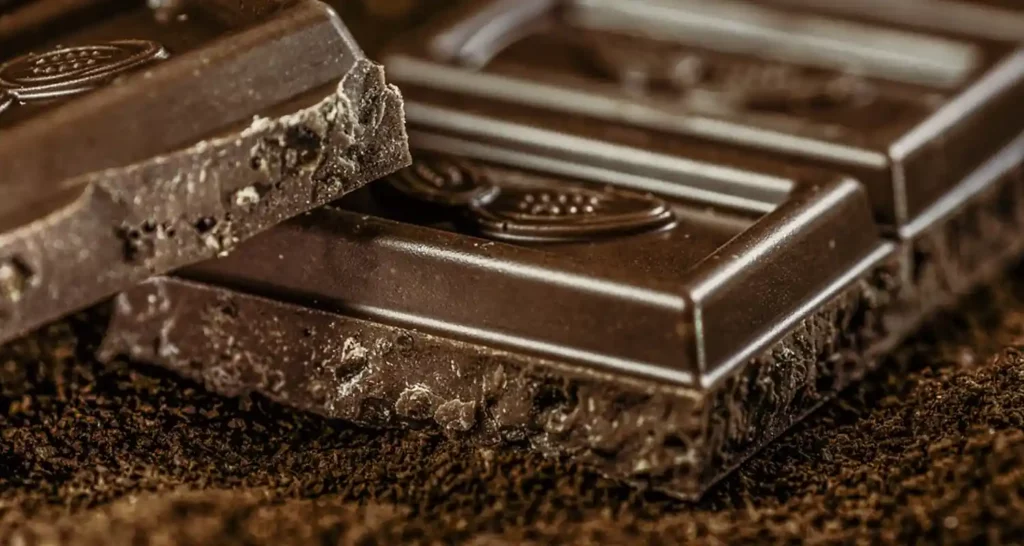 Cioccolato fondente dopo cena utile per una dieta