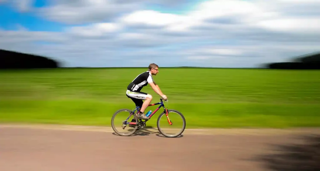 Ciclismo Tendenze accessori e vantaggi