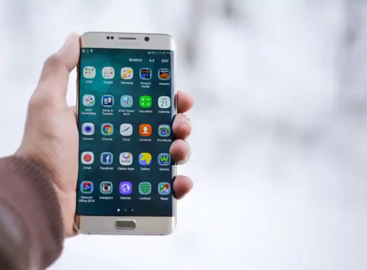 Samsung rivela i primi telefoni basati su intelligenza artificiale